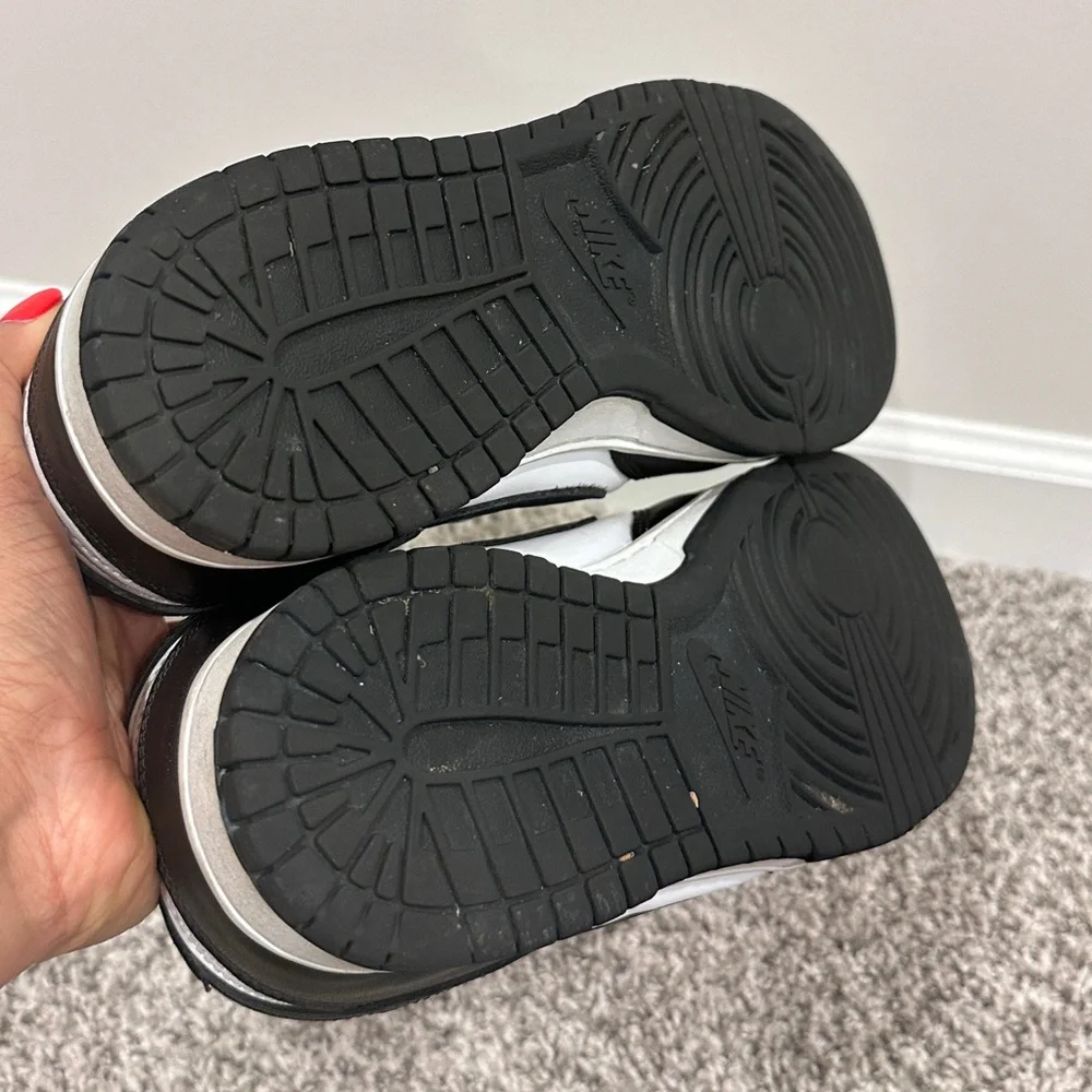 Nike Dunk Low Black White “Panda” Sneakers Men’s Size 10.5